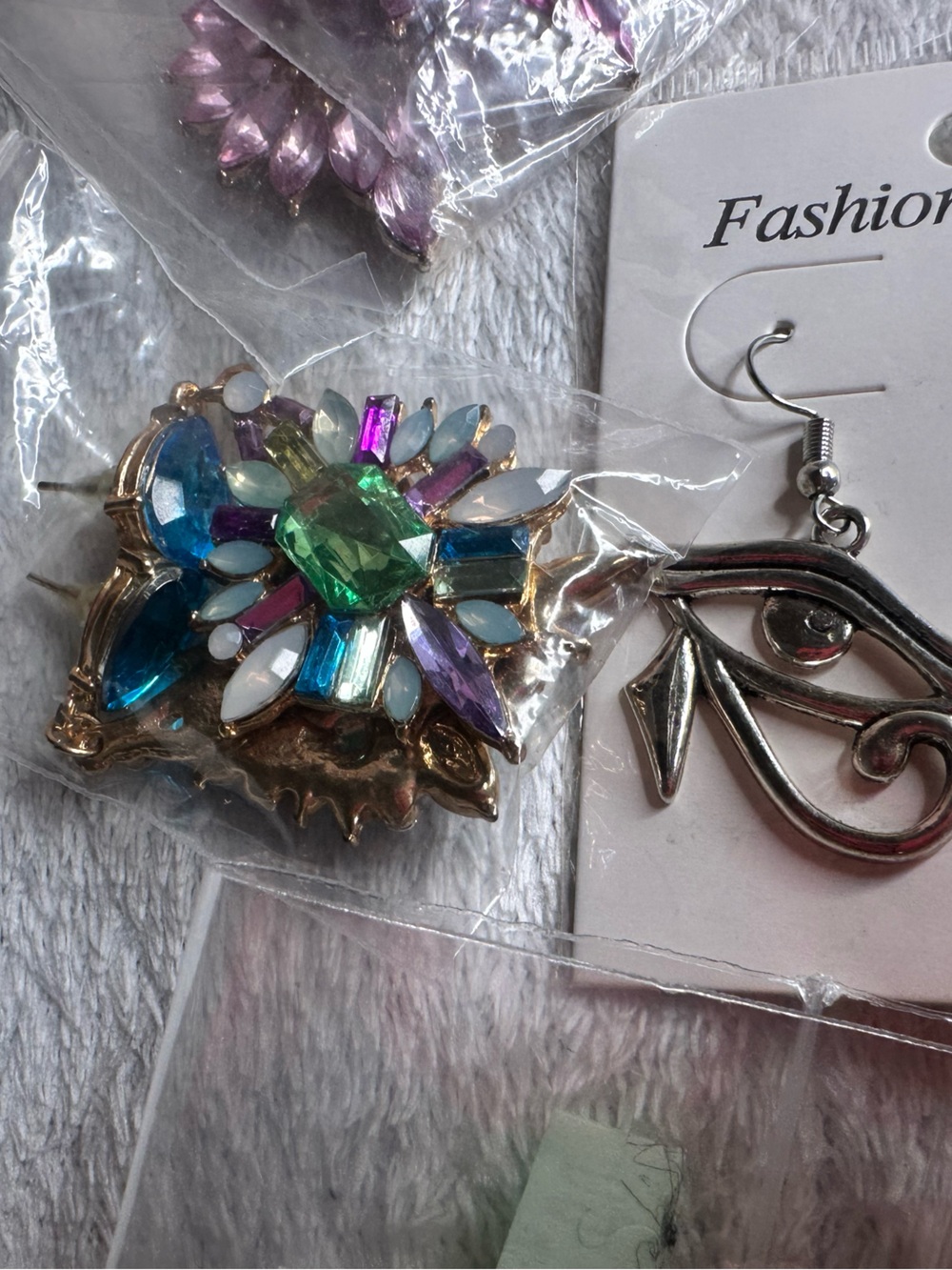 Earring Collection - Picture 8 of 16